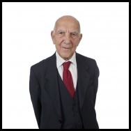 RENNES : Portrait de Stephane HESSEL RENNES : Portrait de Stephane HESSEL